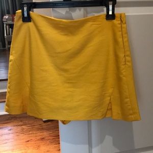 Zara yellow skort